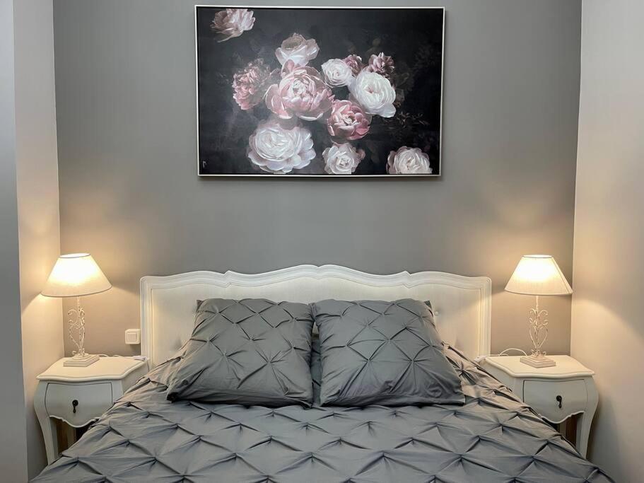 Suites Mana - La Perle Des Isles , Superbe Maison Art Deco Avec Balneotherapie เรเธล ภายนอก รูปภาพ
