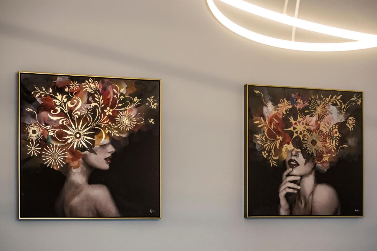 Suites Mana - La Perle Des Isles , Superbe Maison Art Deco Avec Balneotherapie เรเธล ภายนอก รูปภาพ